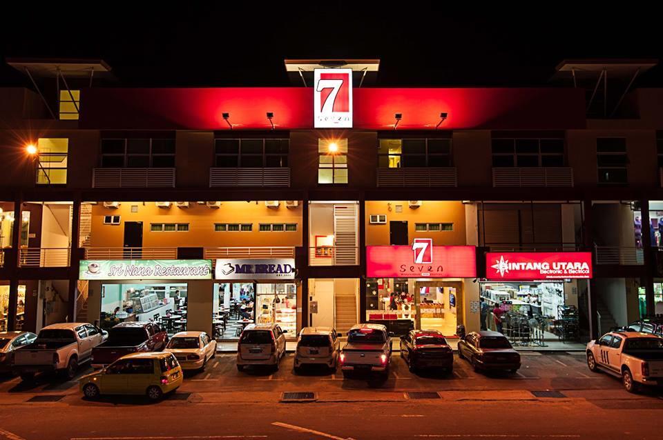 Putatan Seven Hotel מראה חיצוני תמונה