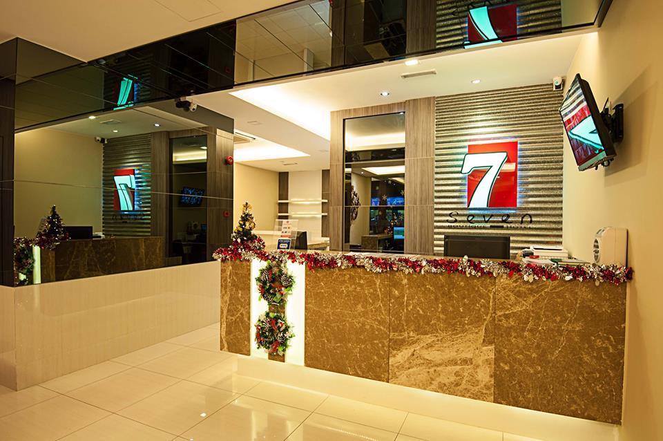 Putatan Seven Hotel מראה חיצוני תמונה
